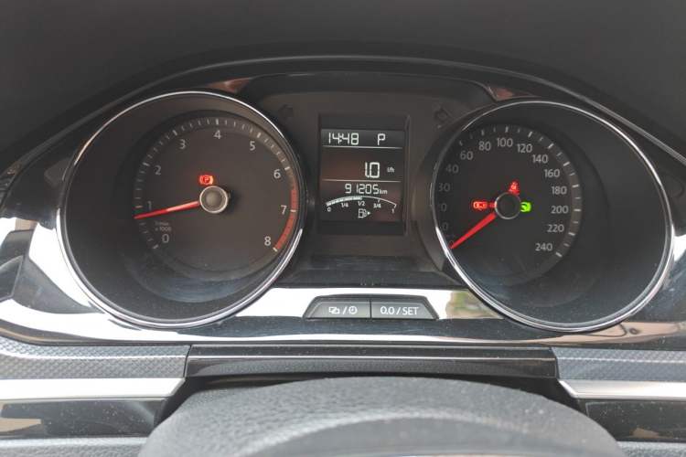 Used Volkswagen C-TREK 2018 1.5L Automatic Comfort Model Odometer Close Up