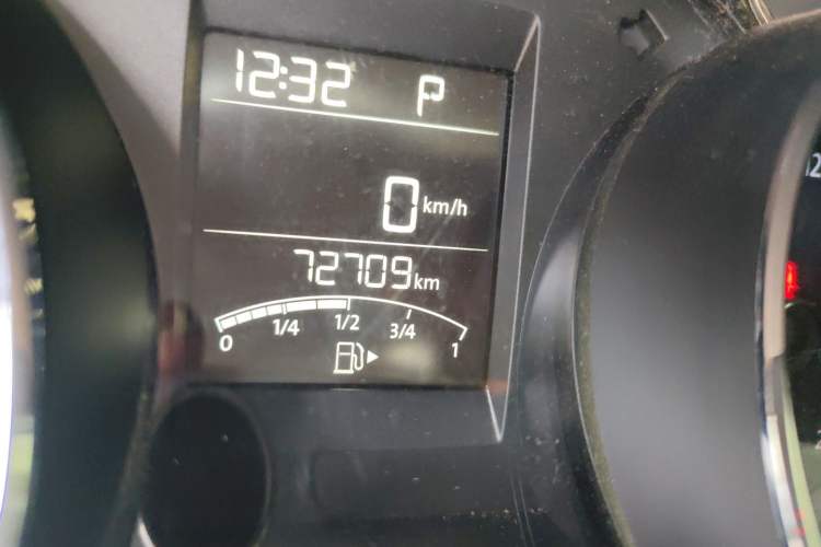 Used Volkswagen C-TREK 2018 1.5L Automatic Comfort Model Odometer Close Up
