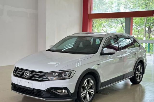 Ojetý Volkswagen C-TREK 2018 1.5L Automatic Luxury Edition