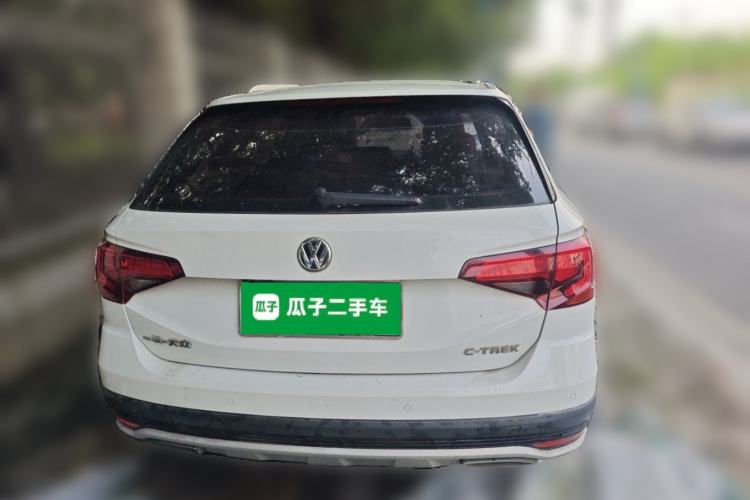 Used Volkswagen C-TREK 2018 1.5L Automatic Fashion Model Rear