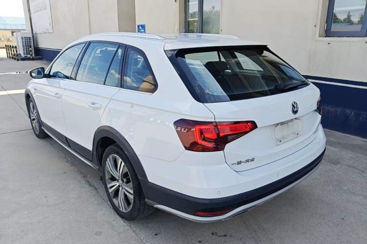 Used Volkswagen C-TREK 2018 1.5L Automatic Comfort Model Rear Left 45 Deg