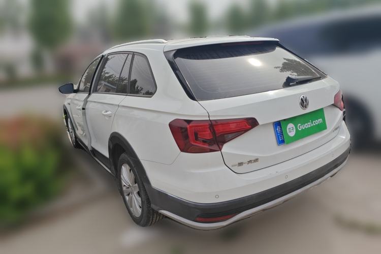 Used Volkswagen C-TREK 2018 1.5L Manual Fashion Model Rear Left 45 Deg