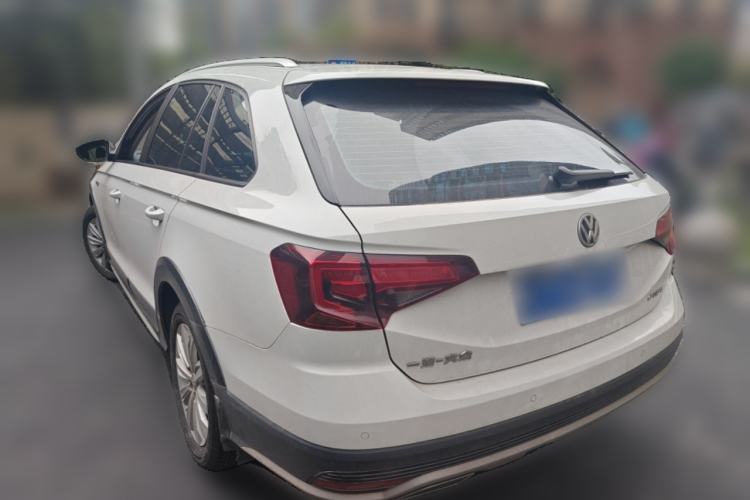 Used Volkswagen C-TREK 2018 1.5L Automatic Fashion Model Rear Left 45 Deg