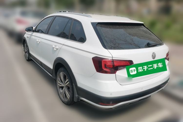 Used Volkswagen C-TREK 2018 230TSI DSG Luxury Version Rear Left 45 Deg