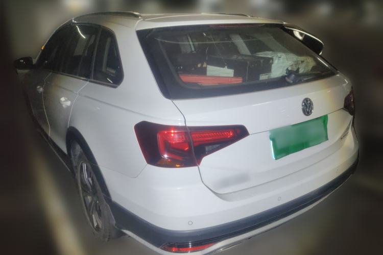 Used Volkswagen C-TREK 2018 1.5L Automatic Luxury Edition Rear Left 45 Deg