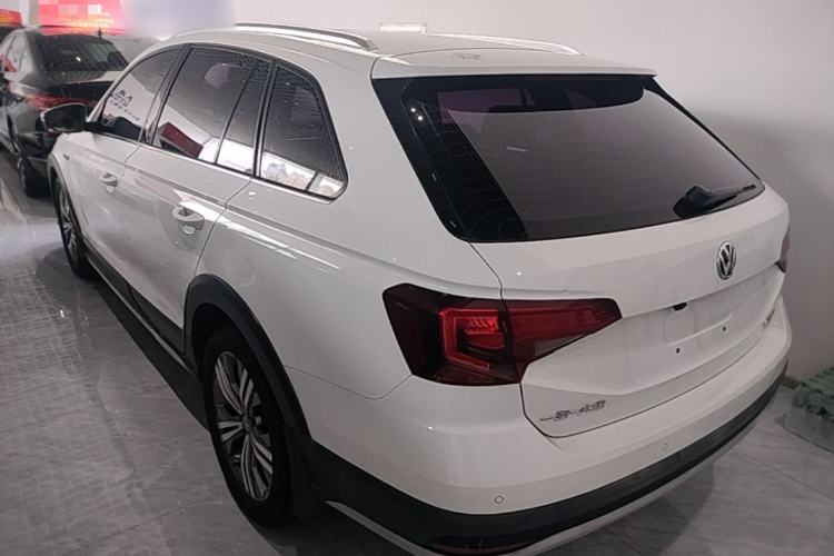 Used Volkswagen C-TREK 2018 230TSI DSG Comfort Model Rear Left 45 Deg