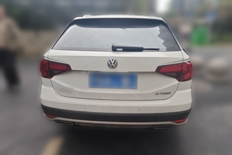 Used Volkswagen C-TREK 2018 1.5L Automatic Fashion Model Rear