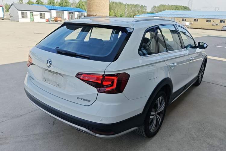 Used Volkswagen C-TREK 2018 1.5L Automatic Comfort Model Rear Right 45 Deg