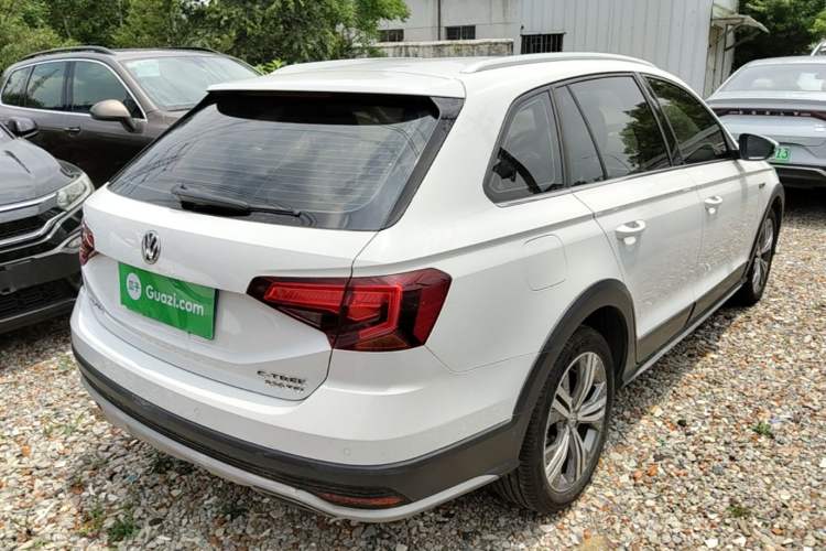 Used Volkswagen C-TREK 2018 230TSI DSG Comfort Model Rear Right 45 Deg