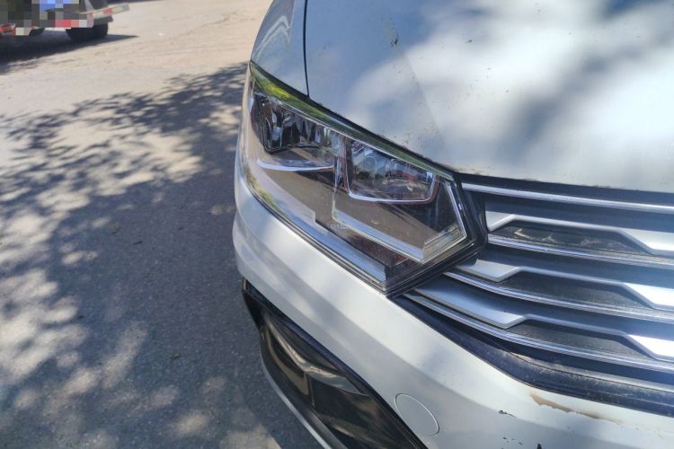 Used Volkswagen C-TREK 2018 1.5L Manual Comfort Model Right Front Headlight