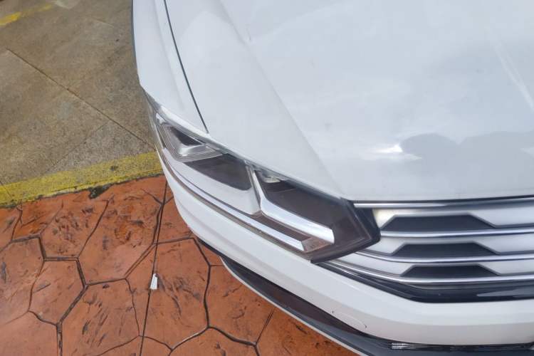 Used Volkswagen C-TREK 2018 1.5L Automatic Comfort Model Right Front Headlight