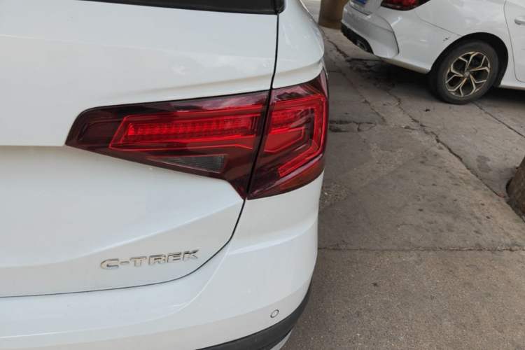 Used Volkswagen C-TREK 2018 1.5L Automatic Comfort Model Right Rear Taillight