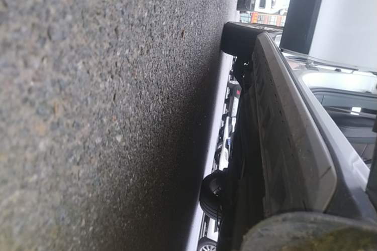 Used Volkswagen C-TREK 2018 1.5L Automatic Comfort Model Right Side Sill