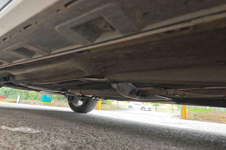 Used Volkswagen C-TREK 2018 230TSI DSG Comfort Model Right Side Sill