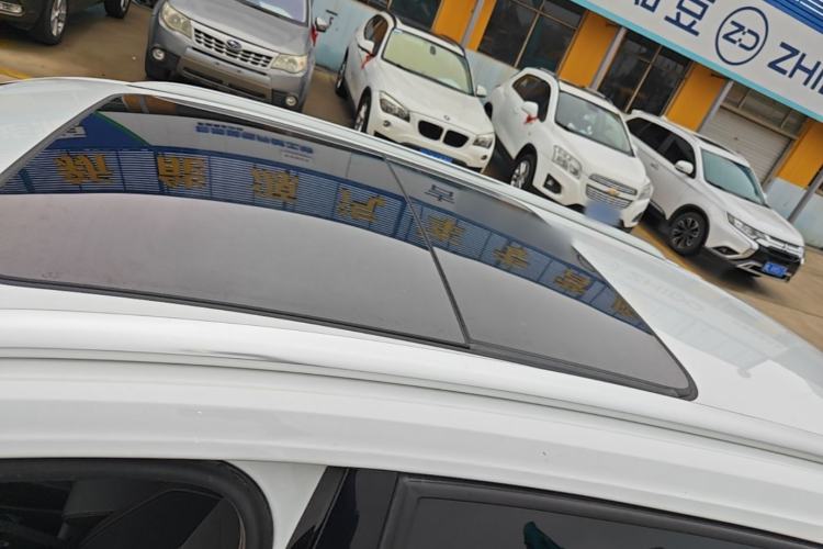 Used Volkswagen C-TREK 2018 1.5L Automatic Comfort Model Roof