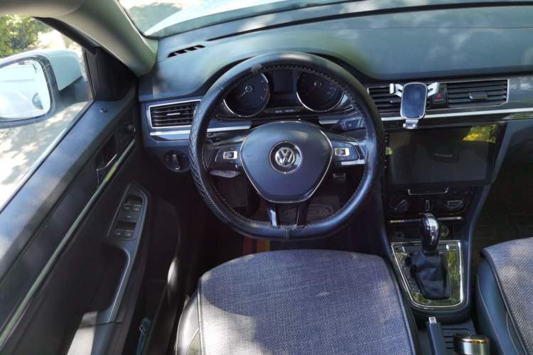Used Volkswagen C-TREK 2018 230TSI DSG Comfort Model Steering Wheel