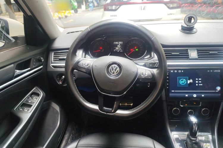 Used Volkswagen C-TREK 2018 1.5L Automatic Comfort Model Steering Wheel