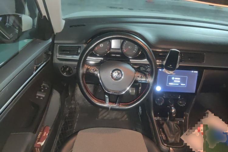 Used Volkswagen C-TREK 2018 230TSI DSG Comfort Model Steering Wheel