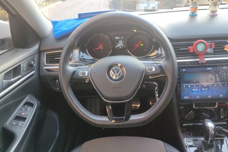 Used Volkswagen C-TREK 2018 230TSI DSG Comfort Model Steering Wheel