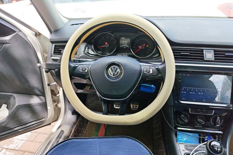Used Volkswagen C-TREK 2018 1.5L Manual Comfort Model Steering Wheel