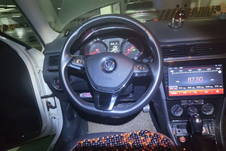 Used Volkswagen C-TREK 2018 230TSI DSG Comfort Model Steering Wheel