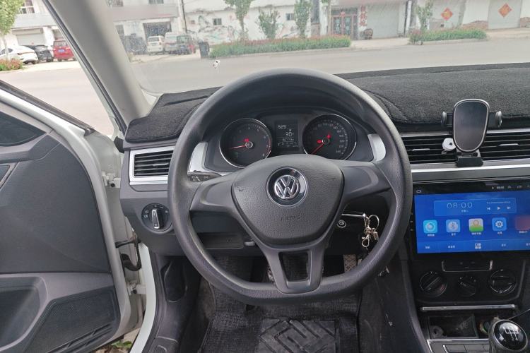 Used Volkswagen C-TREK 2018 1.5L Manual Fashion Model Steering Wheel