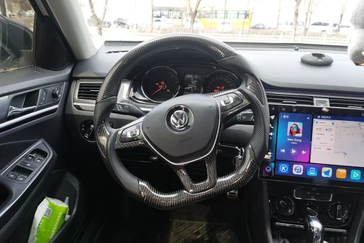 Used Volkswagen C-TREK 2018 230TSI DSG Comfort Model Steering Wheel