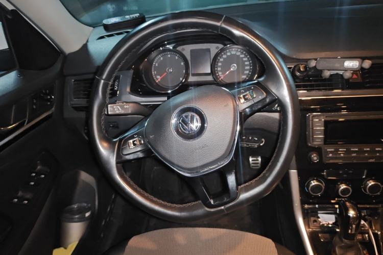 Used Volkswagen C-TREK 2018 1.5L Automatic Comfort Model Steering Wheel