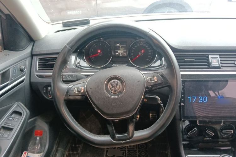Used Volkswagen C-TREK 2018 1.5L Manual Comfort Model Steering Wheel