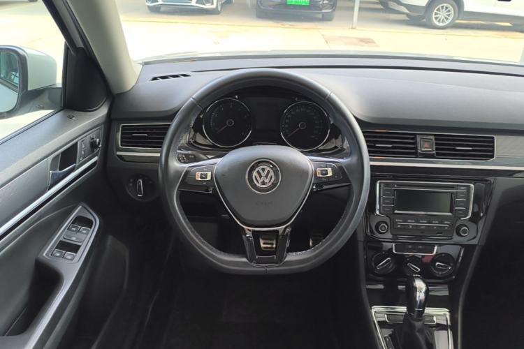 Used Volkswagen C-TREK 2018 230TSI DSG Comfort Model Steering Wheel