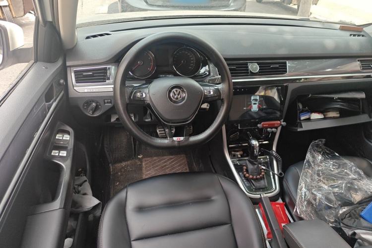 Used Volkswagen C-TREK 2018 1.5L Automatic Comfort Model Steering Wheel