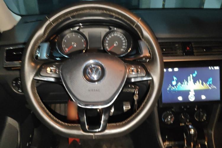 Used Volkswagen C-TREK 2018 230TSI DSG Comfort Model Steering Wheel