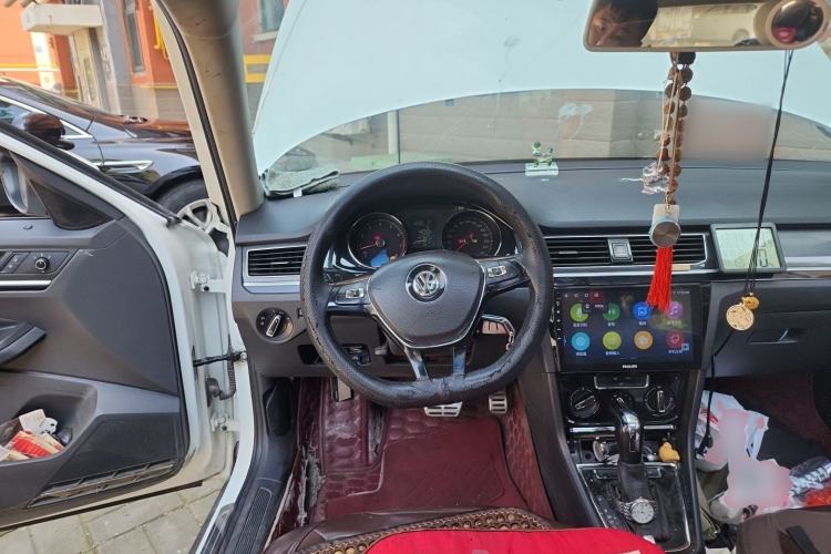 Used Volkswagen C-TREK 2018 1.5L Automatic Comfort Model Steering Wheel