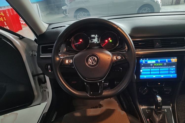 Used Volkswagen C-TREK 2018 1.5L Automatic Comfort Model Steering Wheel