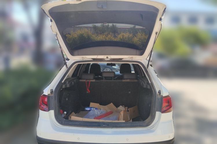 Used Volkswagen C-TREK 2018 1.5L Manual Comfort Model Trunk