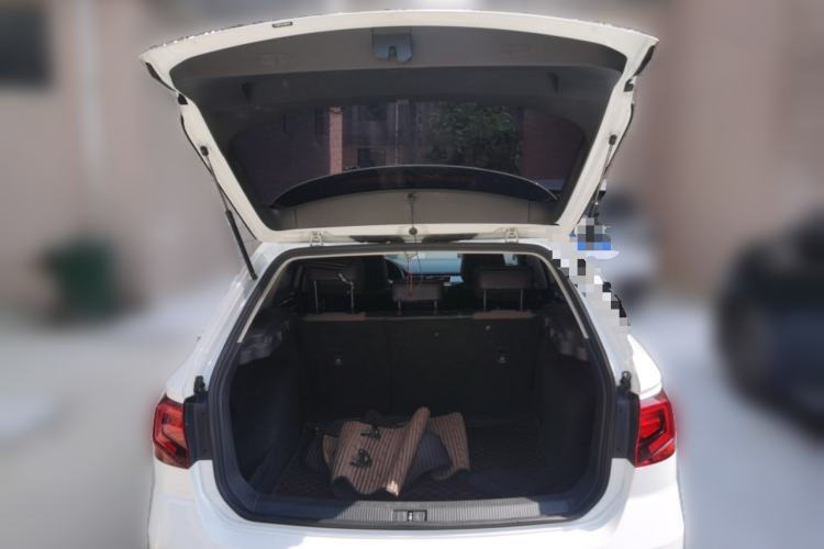 Used Volkswagen C-TREK 2018 230TSI DSG Comfort Model Trunk