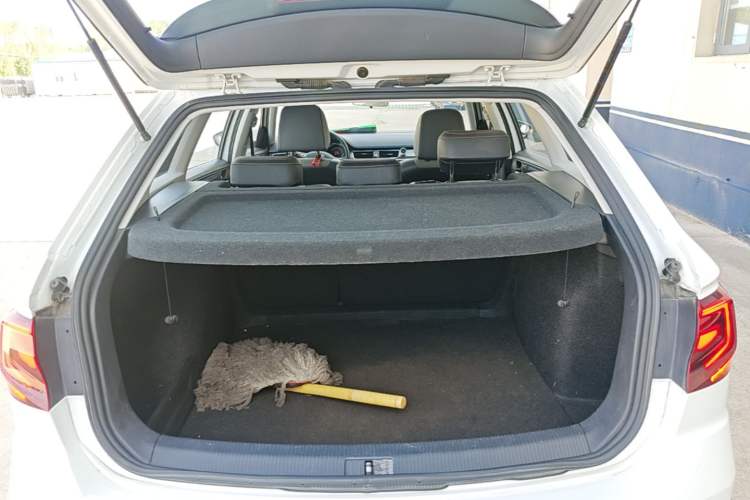 Used Volkswagen C-TREK 2018 1.5L Automatic Comfort Model Trunk