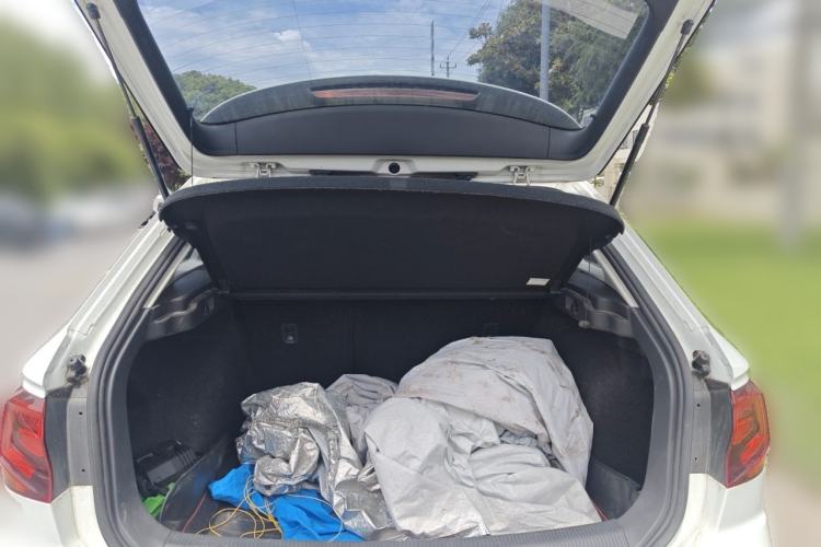 Used Volkswagen C-TREK 2018 230TSI DSG Comfort Model Trunk
