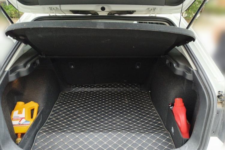 Used Volkswagen C-TREK 2018 1.5L Automatic Comfort Model Trunk