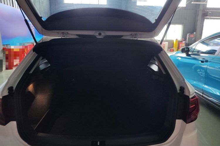 Used Volkswagen C-TREK 2018 1.5L Automatic Comfort Model Trunk