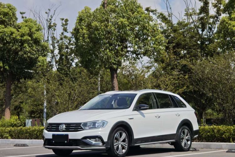 Volkswagen C-TREK 2018 230TSI DSG Luxury Version مستعملة Guazi used car, China used car export, Used car for sale, Used  cars, Cheapest cars for sale