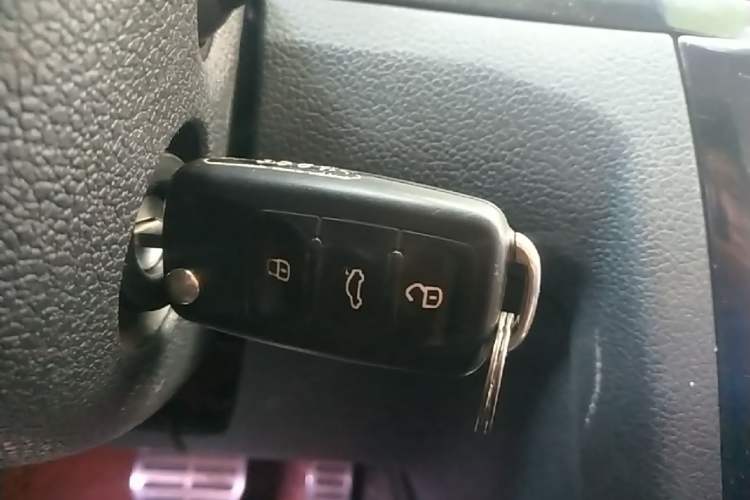 Used Volkswagen C-TREK 2018 1.5L Automatic Comfort Model Vehicle Key