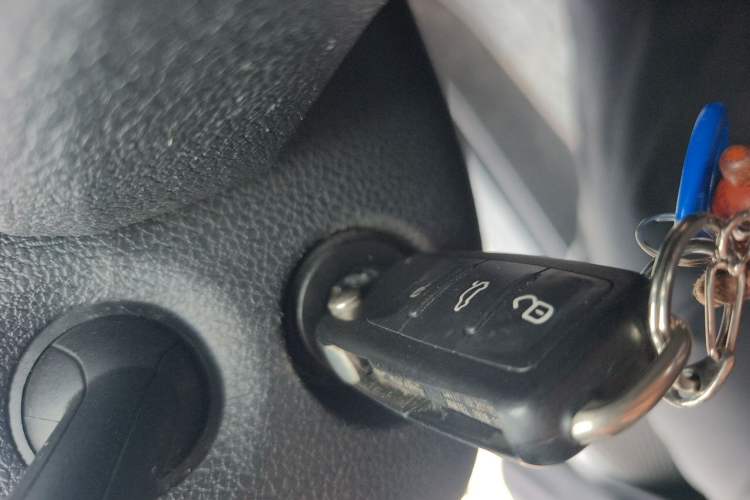 Used Volkswagen C-TREK 2018 230TSI DSG Comfort Model Vehicle Key