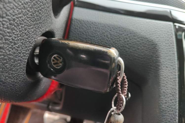 Used Volkswagen C-TREK 2018 230TSI DSG Comfort Model Vehicle Key
