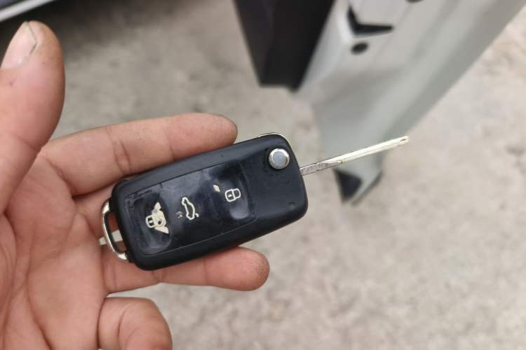 Used Volkswagen C-TREK 2018 230TSI DSG Comfort Model Vehicle Key