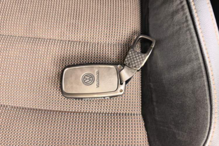 Used Volkswagen C-TREK 2018 230TSI DSG Comfort Model Vehicle Key
