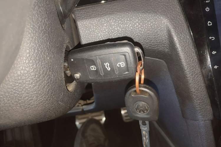 Used Volkswagen C-TREK 2018 230TSI DSG Comfort Model Vehicle Key