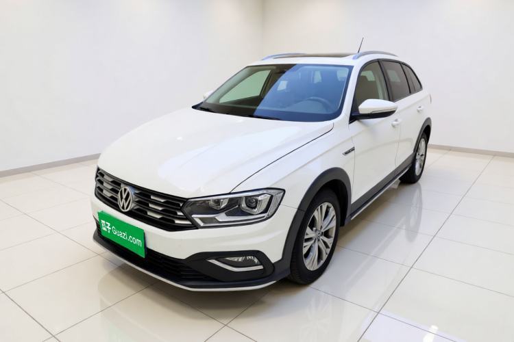 Used Volkswagen C-TREK 2018 230TSI DSG Comfort Model Guazi used car, China used car export, Used car for sale, Used Volkswagen cars, Cheapest cars for sale