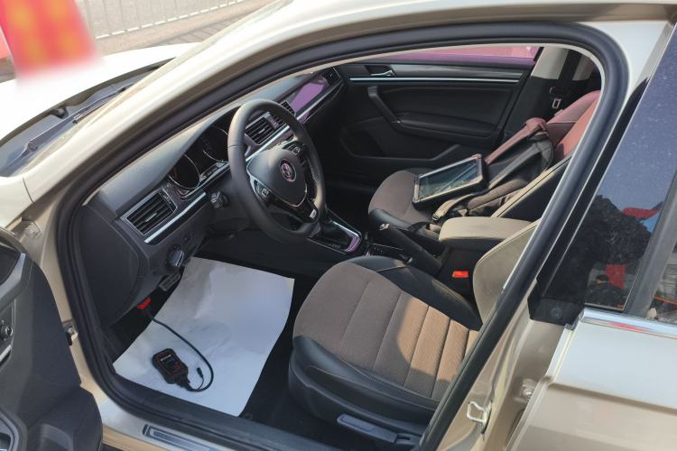 Used Volkswagen C-TREK 2018 1.5L Automatic Comfort Model Driver Seat