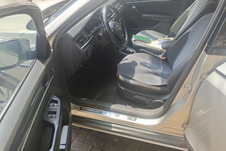 Used Volkswagen C-TREK 2018 1.5L Automatic Comfort Model Driver Seat